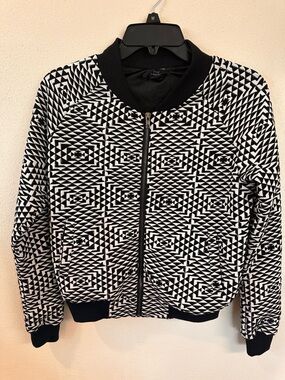 Black & White Geometric Bomber Iris Los Angeles Jacket - Women
